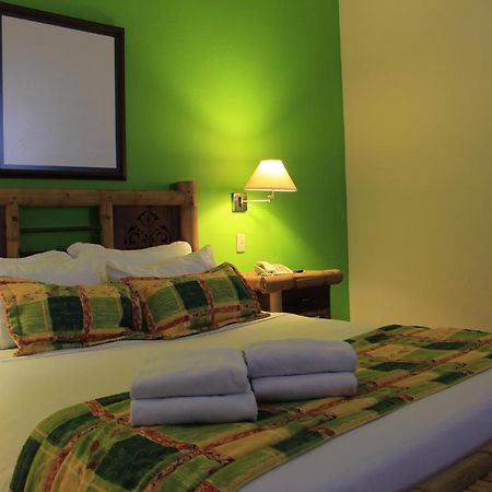 Armenia Hotel Buitenkant foto
