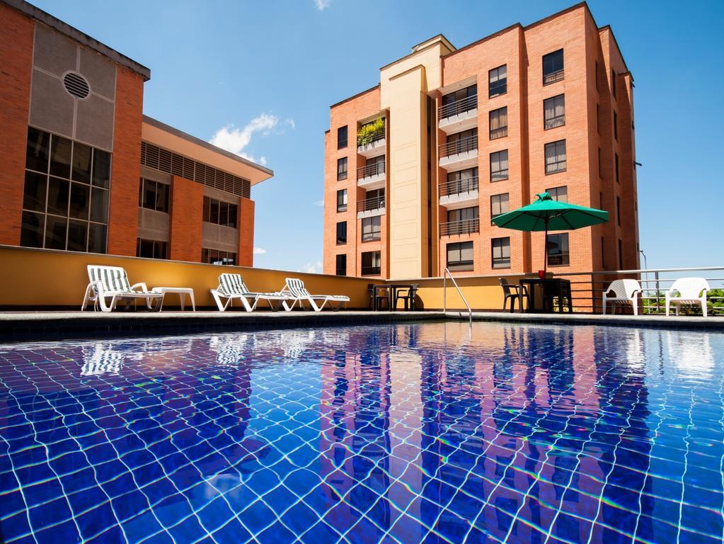 Armenia Hotel Buitenkant foto